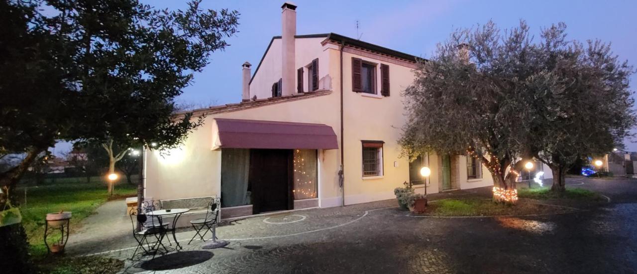 Chez Barnie Favoloso Appartamento Privato In Villa A 800Mt Ingresso Fiera Rimini Exterior foto